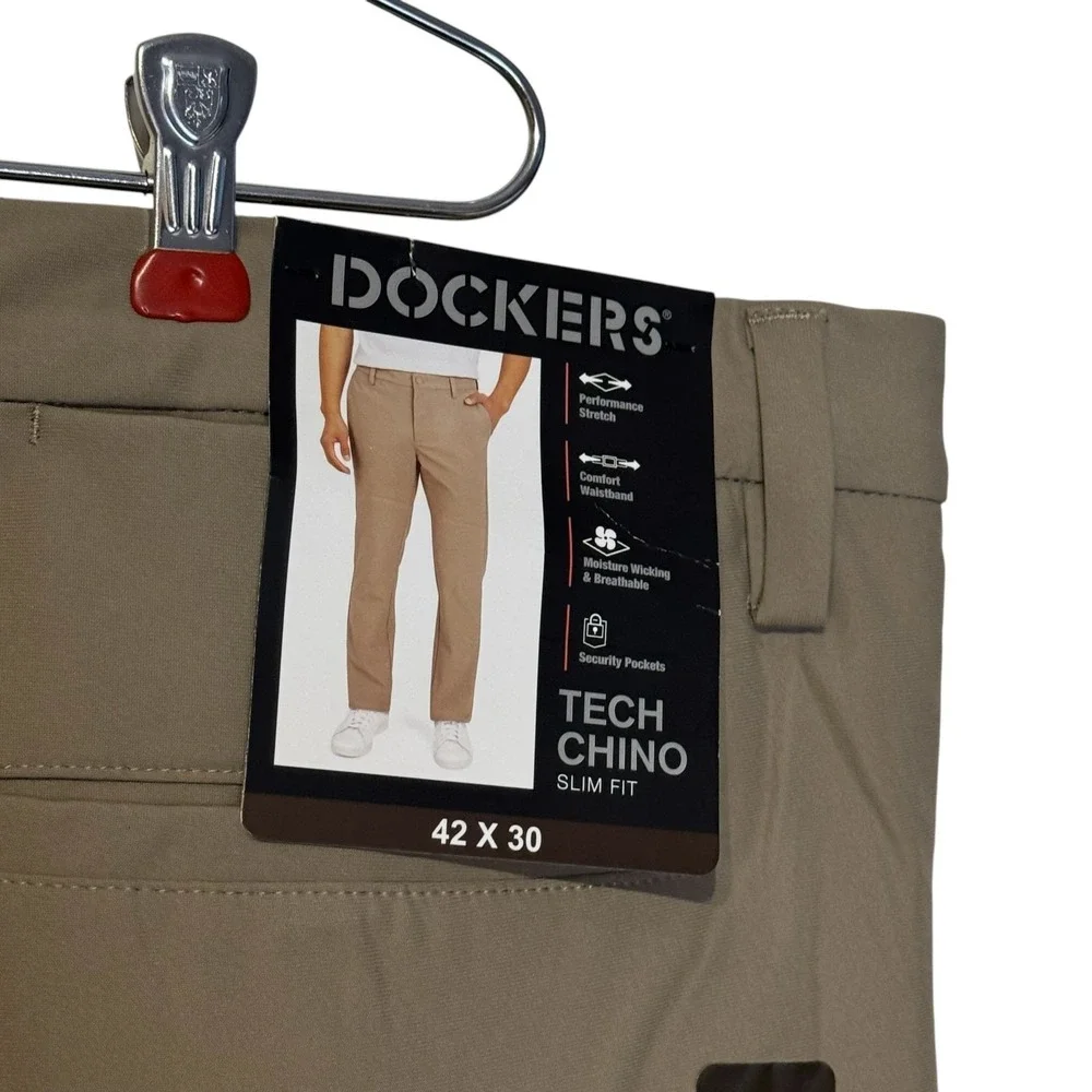 DOCKERS Mens Pants‎ Comfort Waistband Stretch Wicking Slim Fit Khaki 42X30 NWT